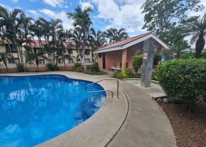 Ocean Paradise #6 - 1 Bedroom 1 Bath Loft Apartment *